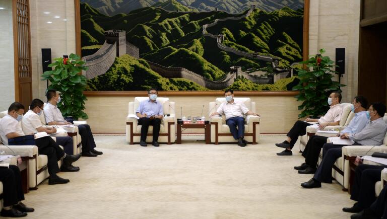 寇偉會見哈電集團黨委副書記、總經理吳偉章