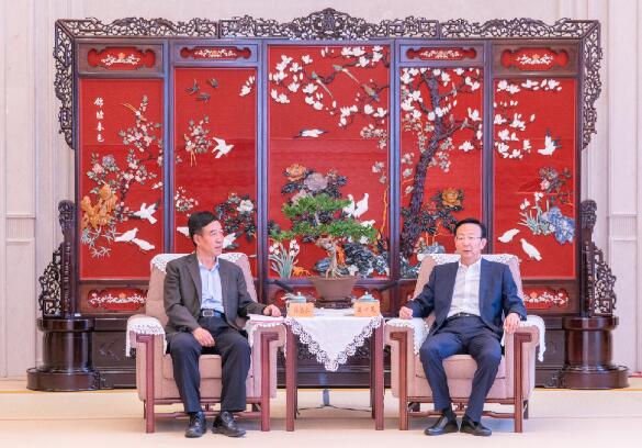 中國能建總經理、黨委副書記孫洪水拜訪揚州鎮江主要領導