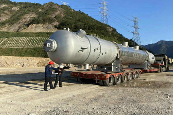 國家能源集團福建羅源灣港電公司:【節(jié)日我在崗】征途漫漫,惟有奮斗