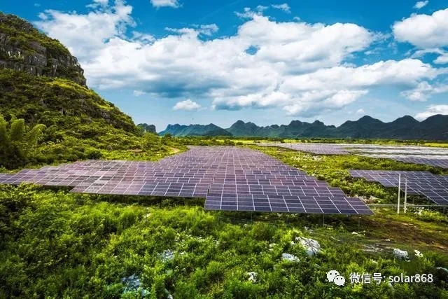 南方電網(wǎng)公司發(fā)布服務(wù)碳達(dá)峰、碳中和工作方案，提出5個方面21項(xiàng)重點(diǎn)舉措，構(gòu)建以新能源為主體的新型電力系統(tǒng)