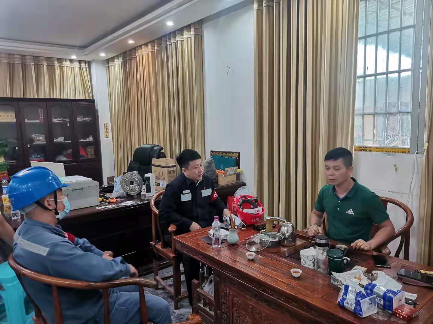 銅仁德江供電局走訪樣本客戶 優化用電營商環境