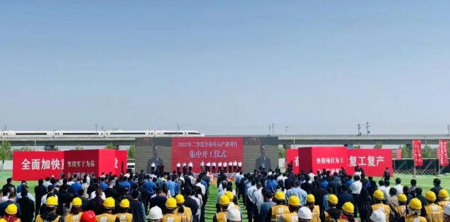 東方日升、晶科、阿特斯同時(shí)擴(kuò)產(chǎn)！