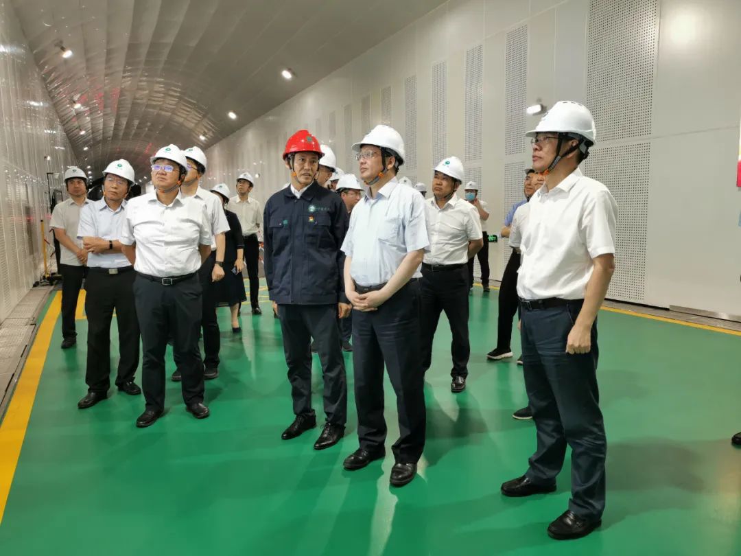 國家能源局主要負責同志赴內蒙古自治區開展專題調研