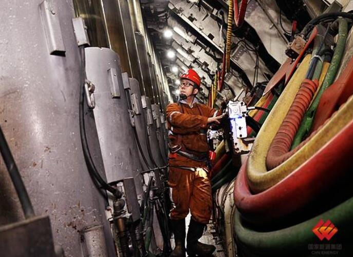 神東萬名干部職工春節期間奮戰一線保供應