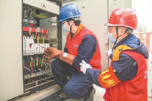 國家電網遼寧電力(盤錦)雷鋒共產黨員服務隊全方位貼心服務 多舉措助企發展