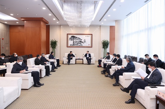 華能集團董事長溫樞剛、總經理鄧建玲會見云南省常務副省長劉非、副省長岳修虎