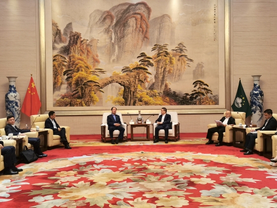 中國(guó)電建黨委書(shū)記、董事長(zhǎng)丁焰章拜會(huì)中央政府駐澳門聯(lián)絡(luò)辦公室副主任黃柳權(quán)