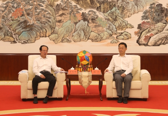 中國電建黨委書記、董事長丁焰章拜會廣西壯族自治區(qū)黨委書記劉寧、自治區(qū)主席藍(lán)天立