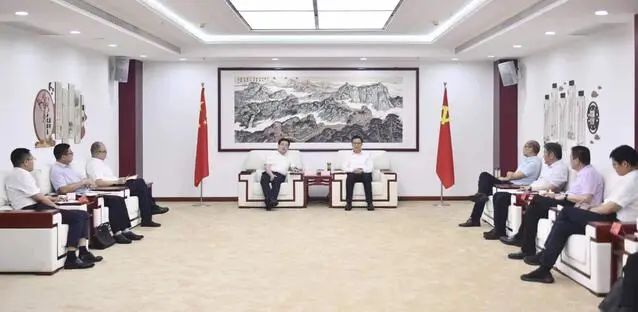 漯河市委書記秦保強、市長黃鈁會見中國電建華中區總部黨委書記、總經理蹇尚友一行