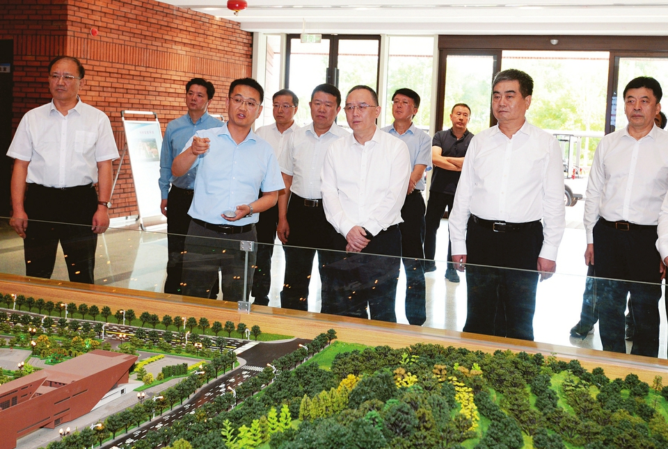 山西省委副書記、省長金湘軍調研國科大太原能源材料學院