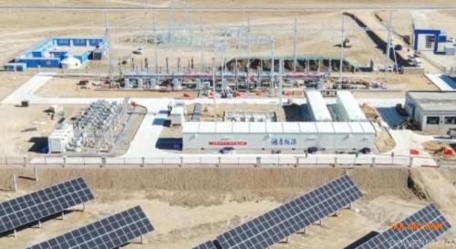 國家首批光伏發電綜合利用(制氫)示范項目并網發電