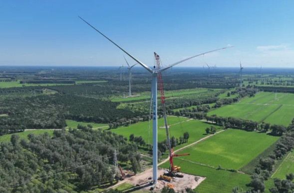 遼能康平300MW風電項目首臺風機成功并網發電