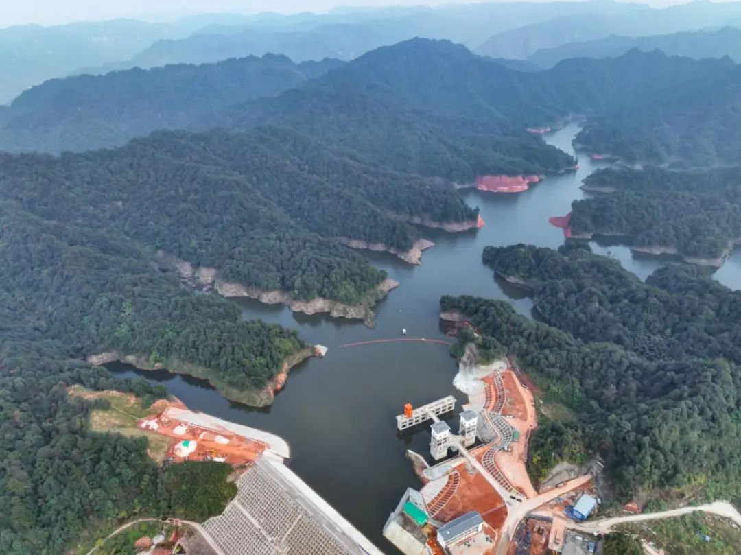 西南首座大型抽水蓄能電站投產發電