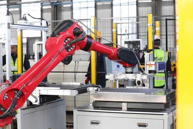 云南陸良：儲能項目開啟新型工業發展新篇章