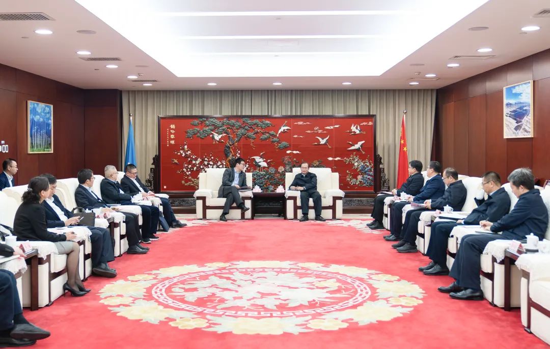 華電黨組書記、董事長江毅會見上海電氣集團黨委書記、董事長吳磊