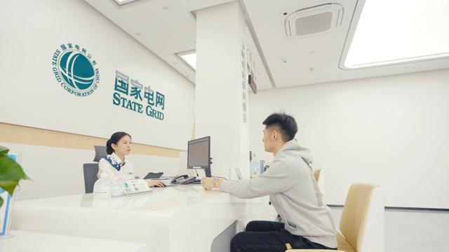 國網(wǎng)邵武市供電公司元旦堅守崗位 延續(xù)服務(wù)暖人心