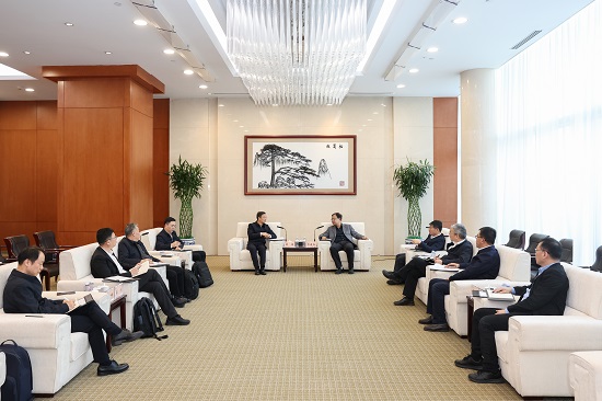 華能集團總經理、黨組副書記鄧建玲會見蘇州市委常委、昆山市委書記周偉