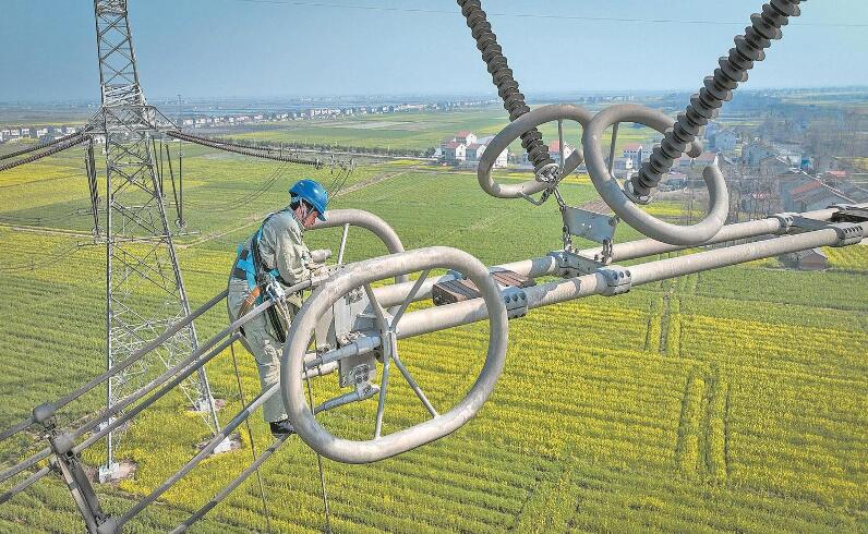 國網湖北超高壓公司高效檢修±800千伏復奉線湖北段