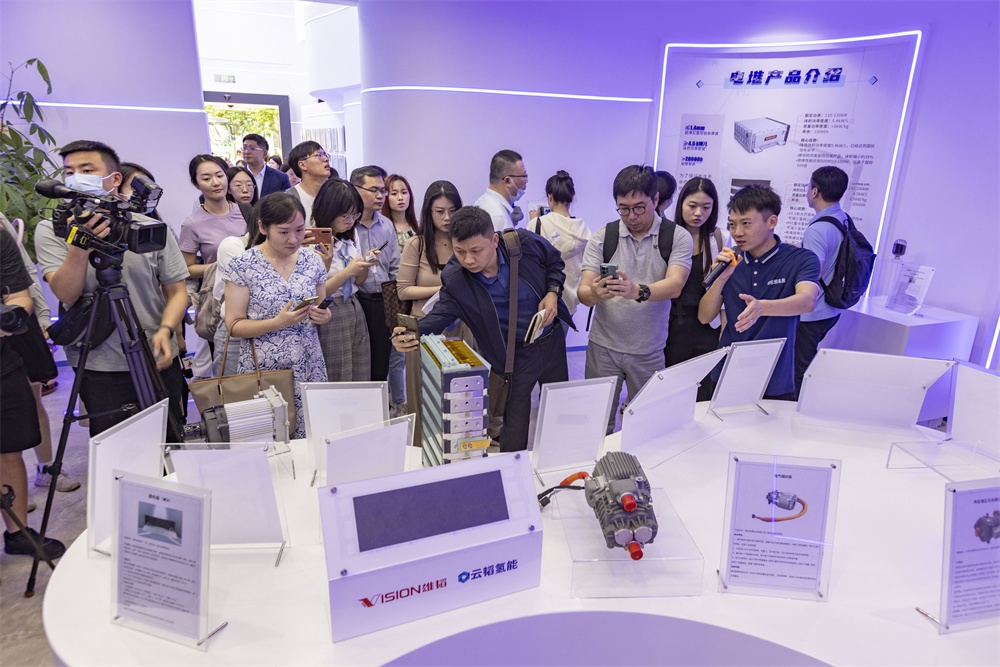 全力推動新型儲能產業發展，加快培育新質生產力