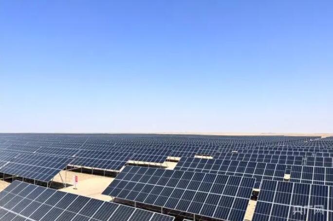 鄂爾多斯沙地上的“馬蘭花”：預計年發電70億千瓦時