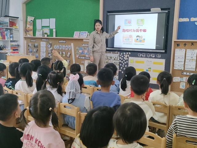 國網(wǎng)光澤縣供電公司電“亮”校園,安全“童”行