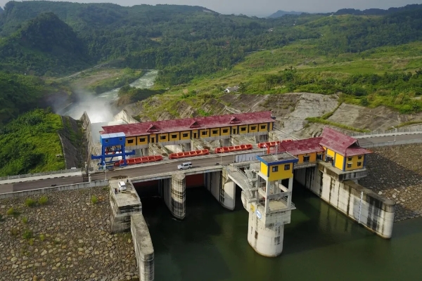 印尼佳蒂格德水電站投入商業運營