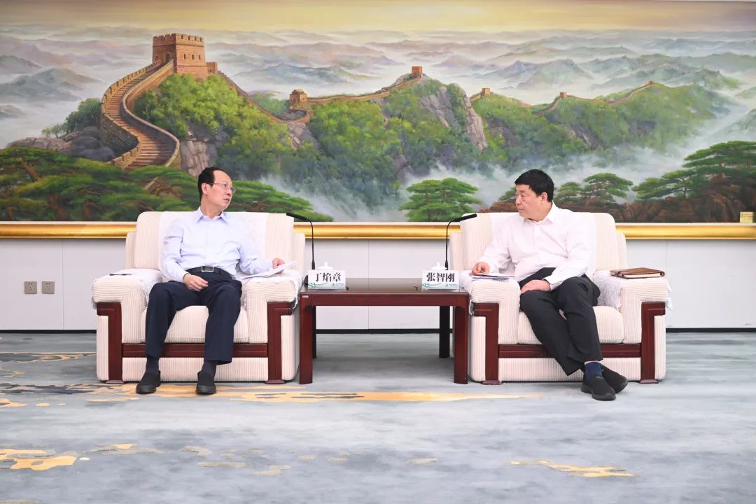 中國電建黨委書記、董事長丁焰章與國家電網有限公司董事長、黨組書記張智剛舉行會談
