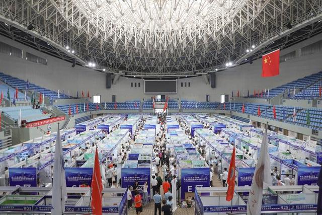 全國大學生節能減排競賽決賽在中國石油大學(華東)開幕