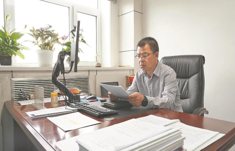 張忠鋒：為三江源頭百姓富裕、生態美好探索奔忙