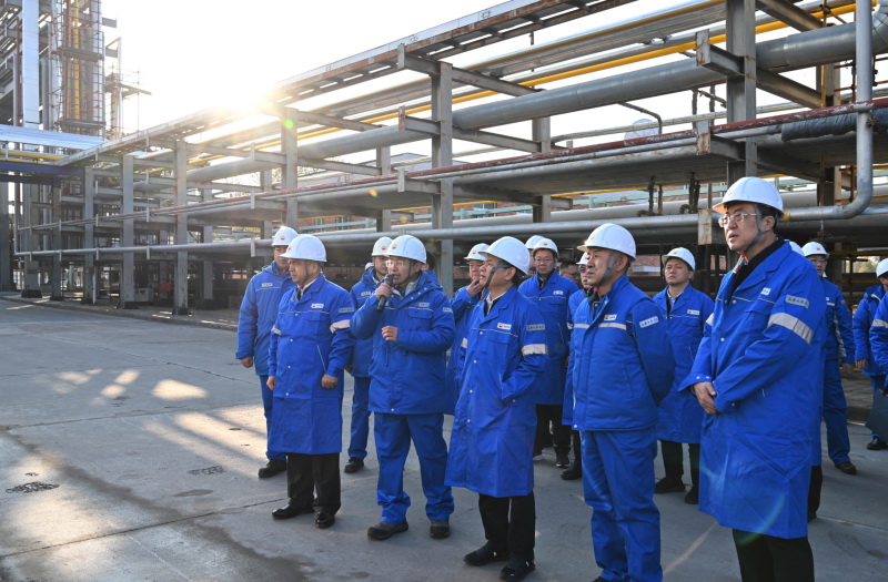 生態環境部部長黃潤秋赴新疆維吾爾自治區和新疆生產建設兵團調研生態環境保護工作