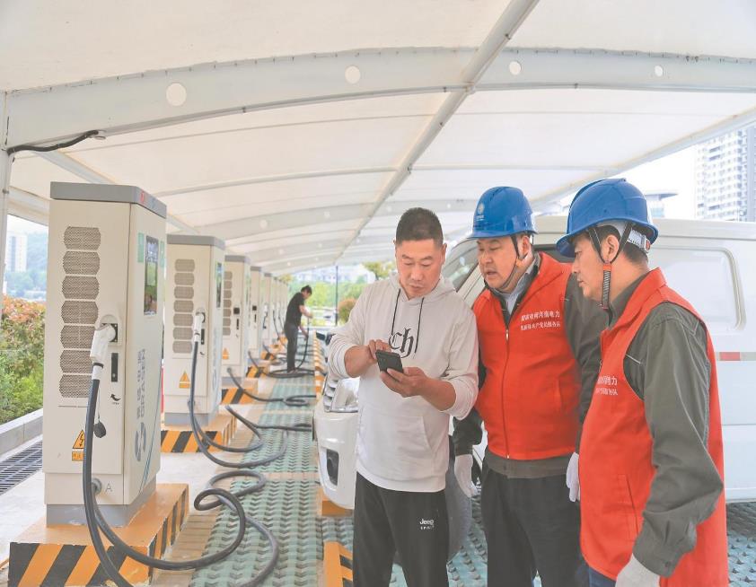 國網信陽供電公司服務升級 助力老區新能源發展