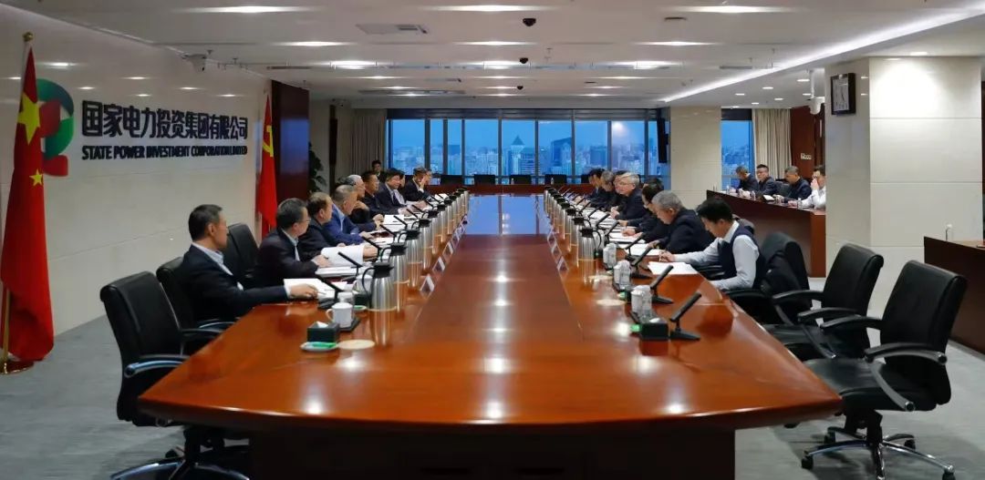 國家電投總經理、黨組副書記栗寶卿會見東方電氣總經理、黨組副書記張彥軍