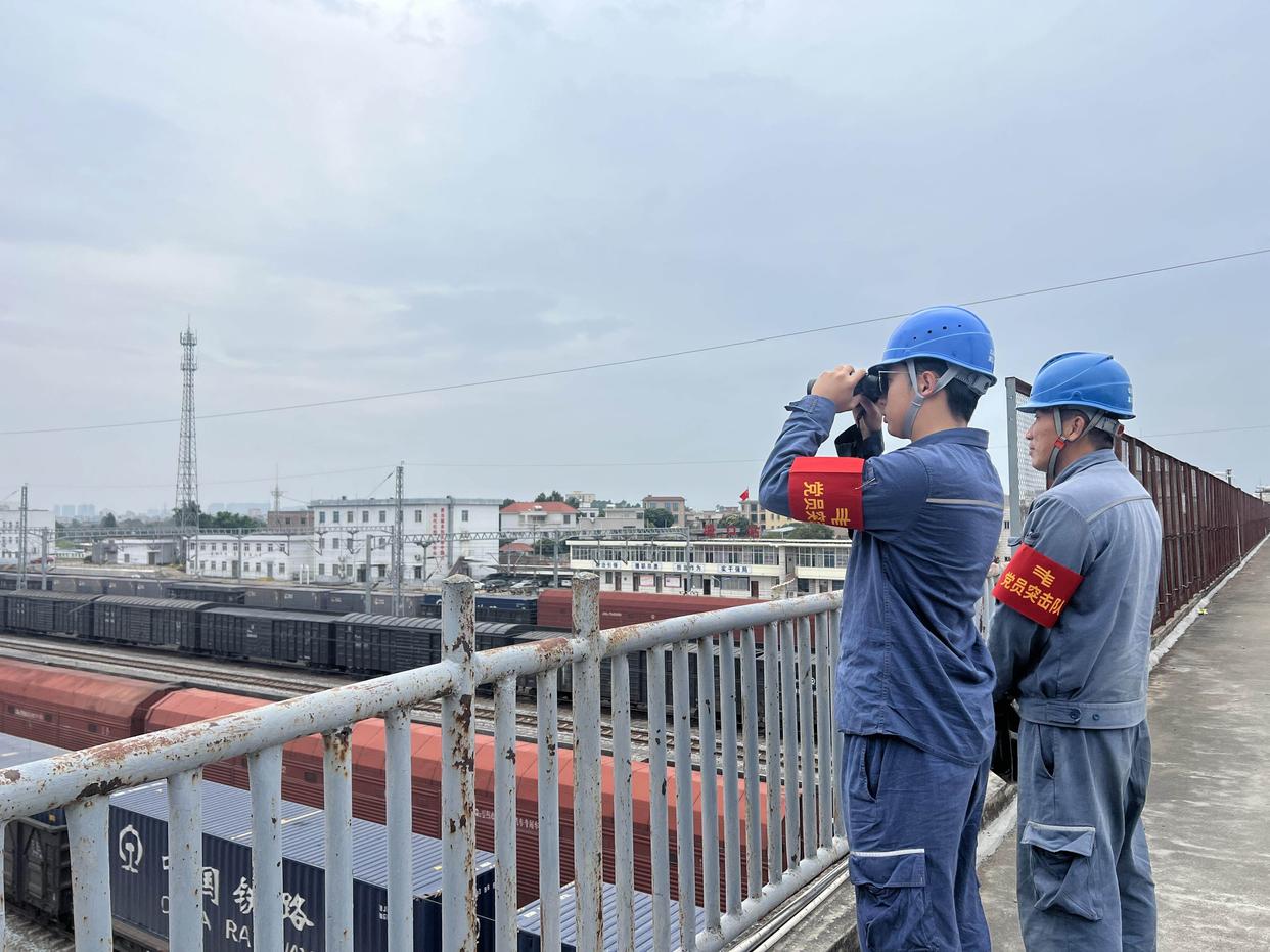 遂溪供電局未雨綢繆，全力做好春節春運電力保供