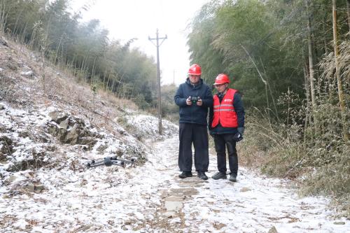 國網壽寧縣供電公司：低溫特巡 護航“元宵”佳節