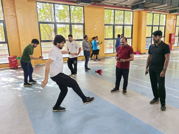 【新春走基層】熱熱鬧鬧過大年，海外堅守迎新春