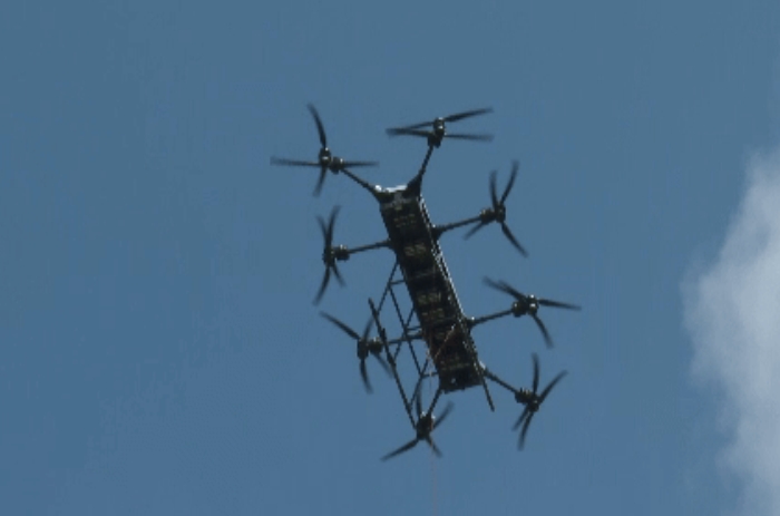 8軸16旋翼重載無人機(jī)在十堰上崗，助力電網(wǎng)建設(shè)